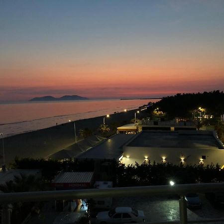 Corazon Guest House Vlorë Екстериор снимка