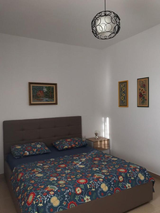 Corazon Guest House Vlorë Екстериор снимка