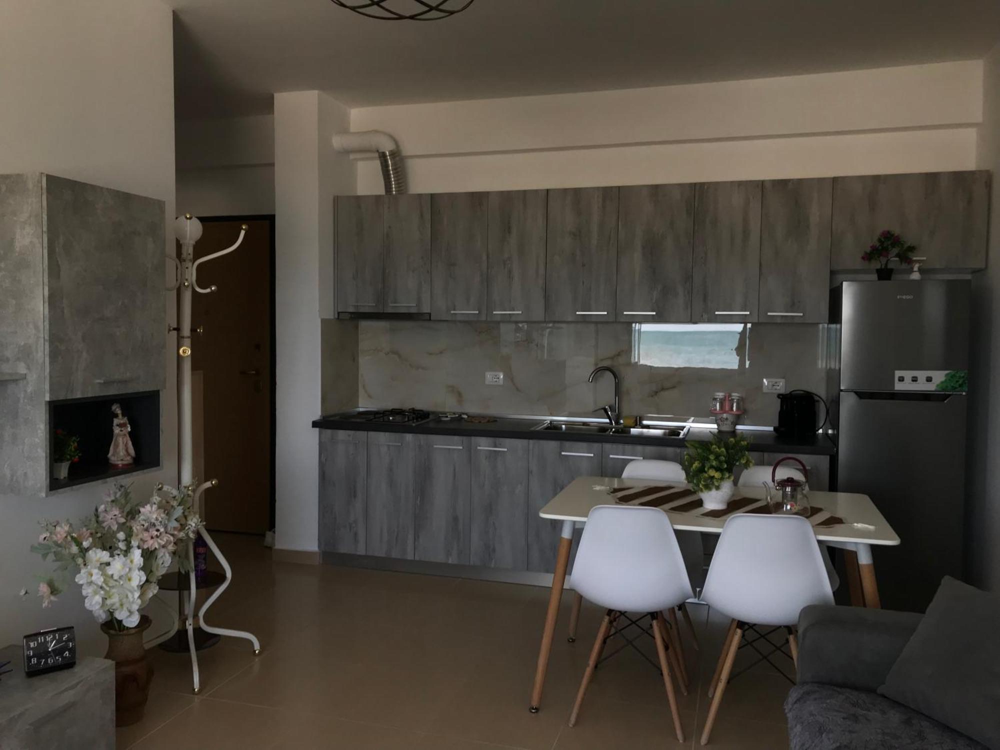 Corazon Guest House Vlorë Екстериор снимка