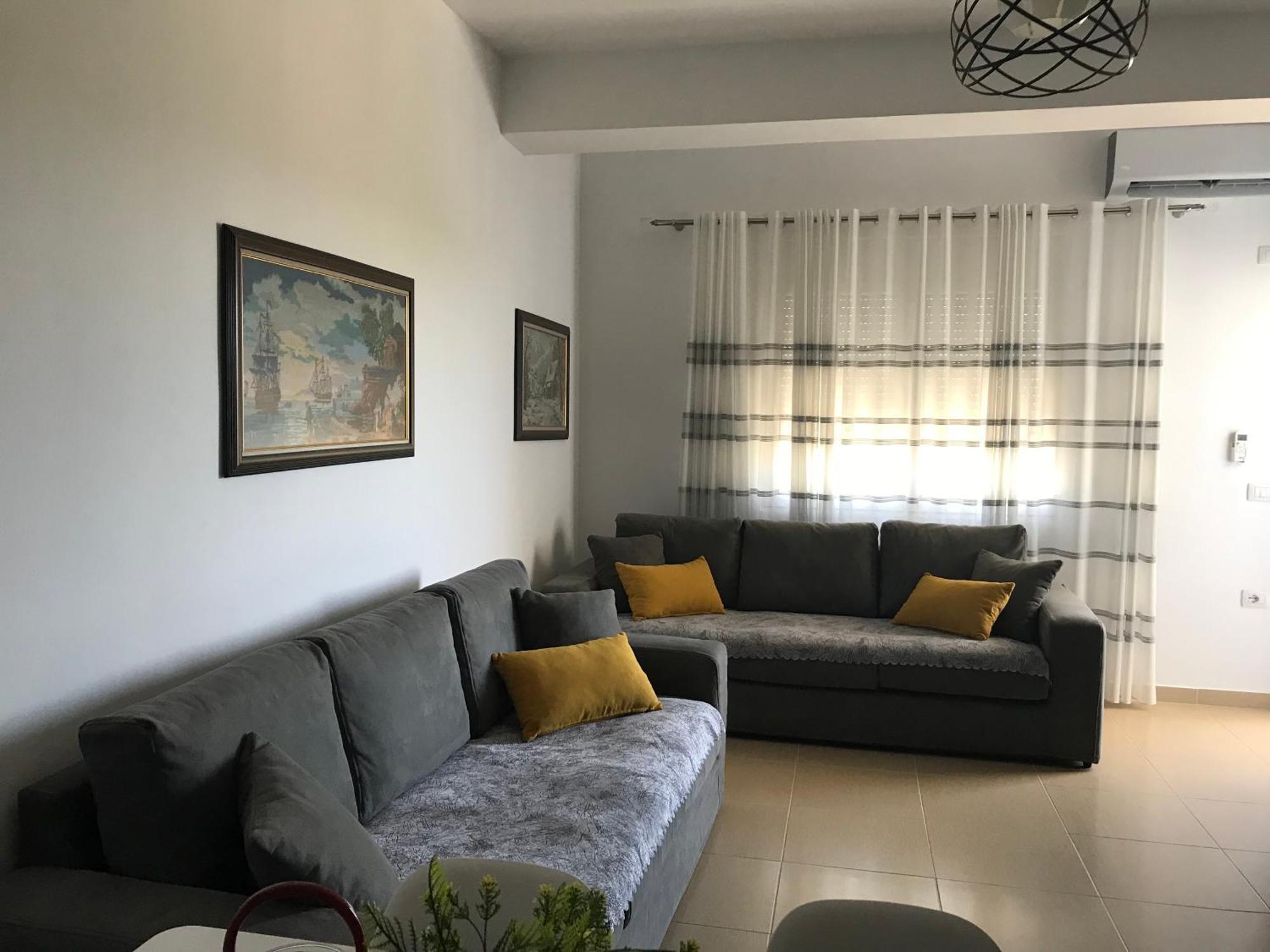 Corazon Guest House Vlorë Екстериор снимка